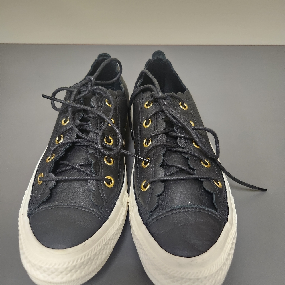 Converse CTAS OX Frilly Thrills Sneakers Black Sz 6.5 - Picture 3 of 11